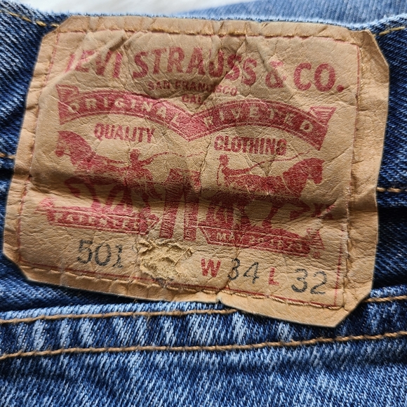 LEVI'S 501 BUTTONFLY JEANS - Picture 4 of 9